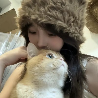 我才不要和人类恋爱呢
