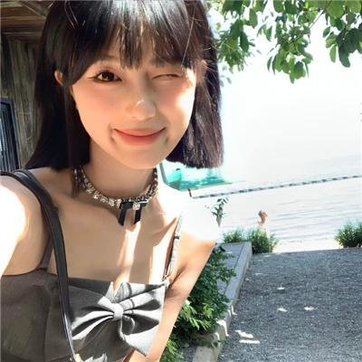 哈啦美容院